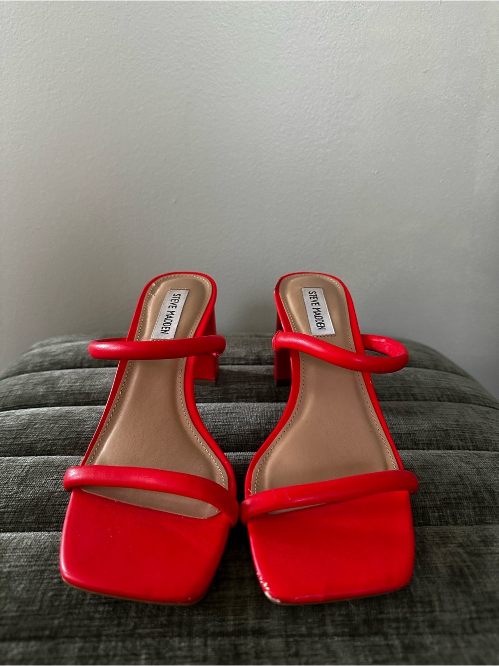 Steve Madden Lilah Red Strappy Block Heel Sandals Size 7